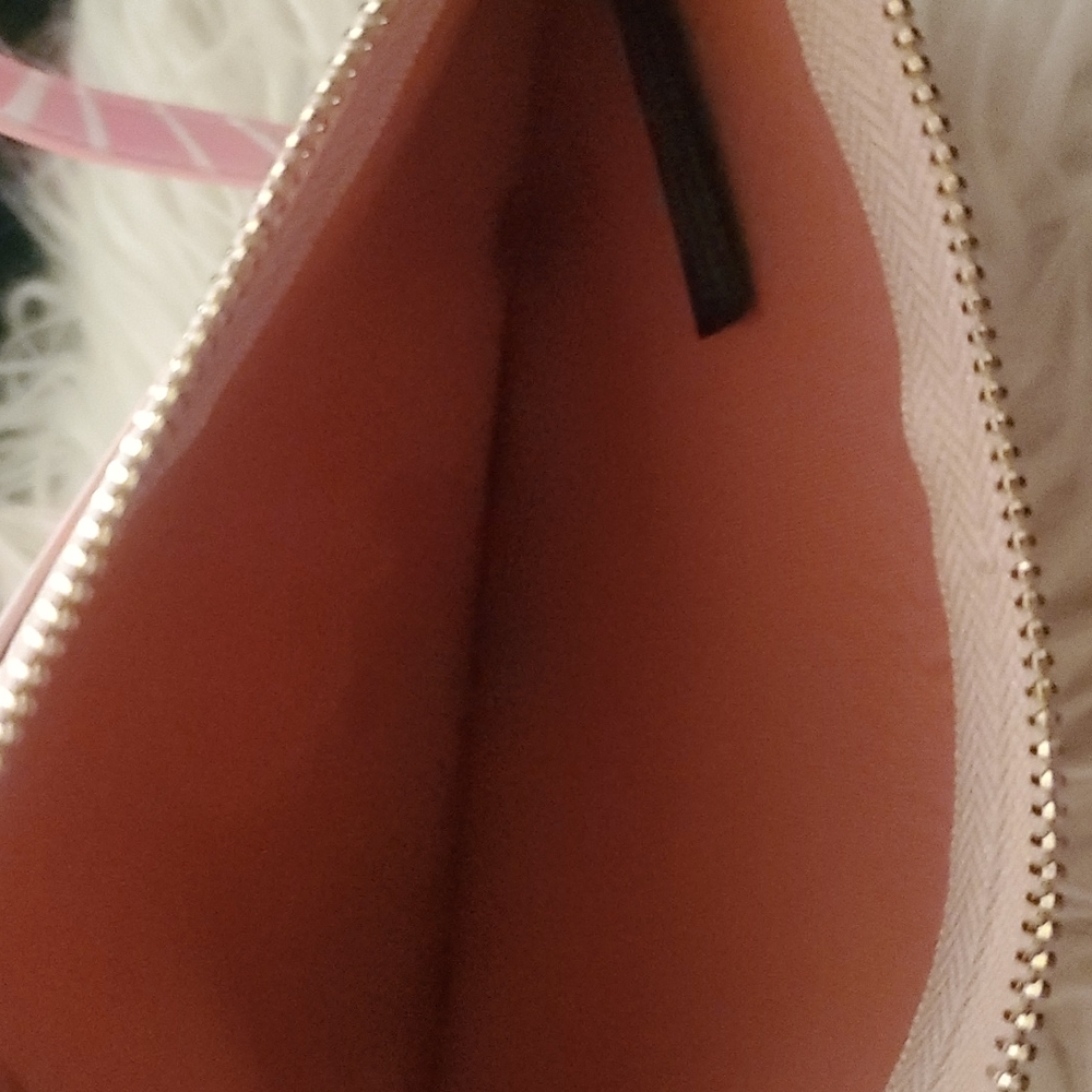 Pouch - Picture 6 of 6